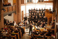 WEIHNACHTSKONZERT - Eröffnungskonzert zur 11. Berleburger WeihnachtsZeitreise. Leitung: Peter Metzger (Foto: WP/WR)