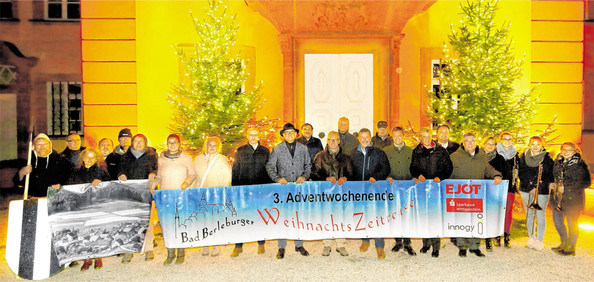 Der Mittelpunkt der WeihnachtsZeitreise: das Berleburger Schloss. Seit 13 Jahren stellt die Fürstliche Familie ihre Residenz als Kulisse zur Verfügung. (WP-Foto: Peter Kehrle)