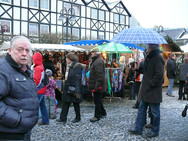 Impressionen vom Marktplatz (Foto: Rikarde Riedesel)