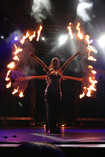 Suatesh - Feuershow (Foto: Suatesh)