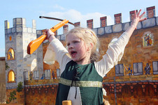 'Die kleine Ritterburg' - Armbrustschießen für Kinder