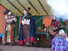 Impressionen vom Schlossgarten - Mittelalter-Band 'Donner & Doria' (Foto: Rikarde Riedesel)