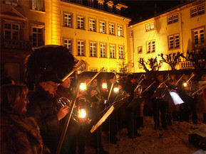 Ökumenische Andacht auf dem Schlosshof. (SZ-Foto: Dr. Volker Gastreich)