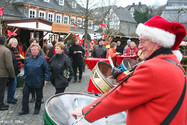 Am Samstag und Sonntag wird 'Walking Steel' in der Poststraße und am Marktplatz unterwegs sein. (WIPO-Foto: Christian Völkel)